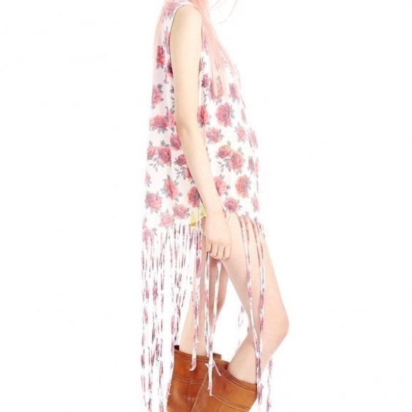 ⚡️FLASH SALE!✨ 🤠🌹Wildfox Boho Roses and Stripes Fringed Tunic in Size Small! S - Picture 2 of 6